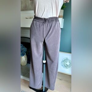 Lululemon Softstreme High-Rise Straight-Leg Pants - Espresso